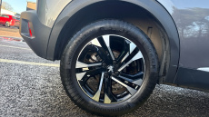 Peugeot 2008 1.2 PureTech Allure Premium 5dr Petrol Estate